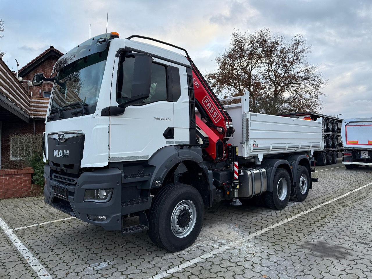 MAN TGS 26.400 6x4 Krankipper Fassi/SOFORT VERFÜGBAR - شاحنة قلاب, شاحنة كرين: صورة 3 MAN TGS 26.400 6x4 Krankipper Fassi/SOFORT VERFÜGBAR - شاحنة قلاب, شاحنة كرين: صورة 3