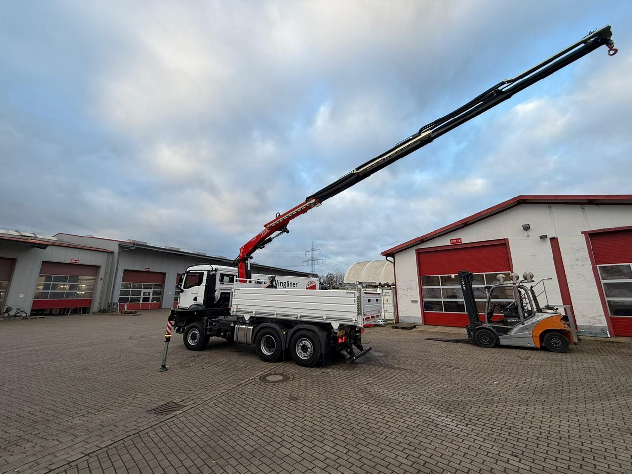 MAN TGS 26.400 6x4 Krankipper Fassi/SOFORT VERFÜGBAR - شاحنة قلاب, شاحنة كرين: صورة 2 MAN TGS 26.400 6x4 Krankipper Fassi/SOFORT VERFÜGBAR - شاحنة قلاب, شاحنة كرين: صورة 2