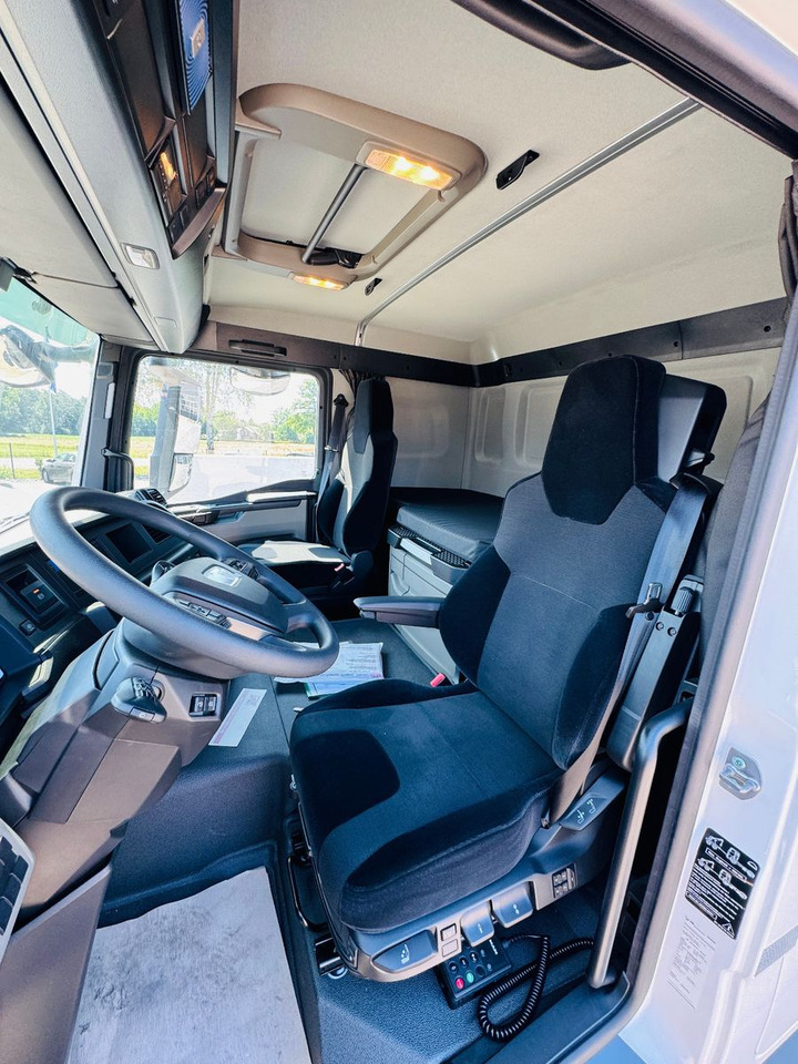 MAN TGS 32.510 mit F710 Frontkran sofort - شاحنات مسطحة, شاحنة كرين: صورة 5 MAN TGS 32.510 mit F710 Frontkran sofort - شاحنات مسطحة, شاحنة كرين: صورة 5