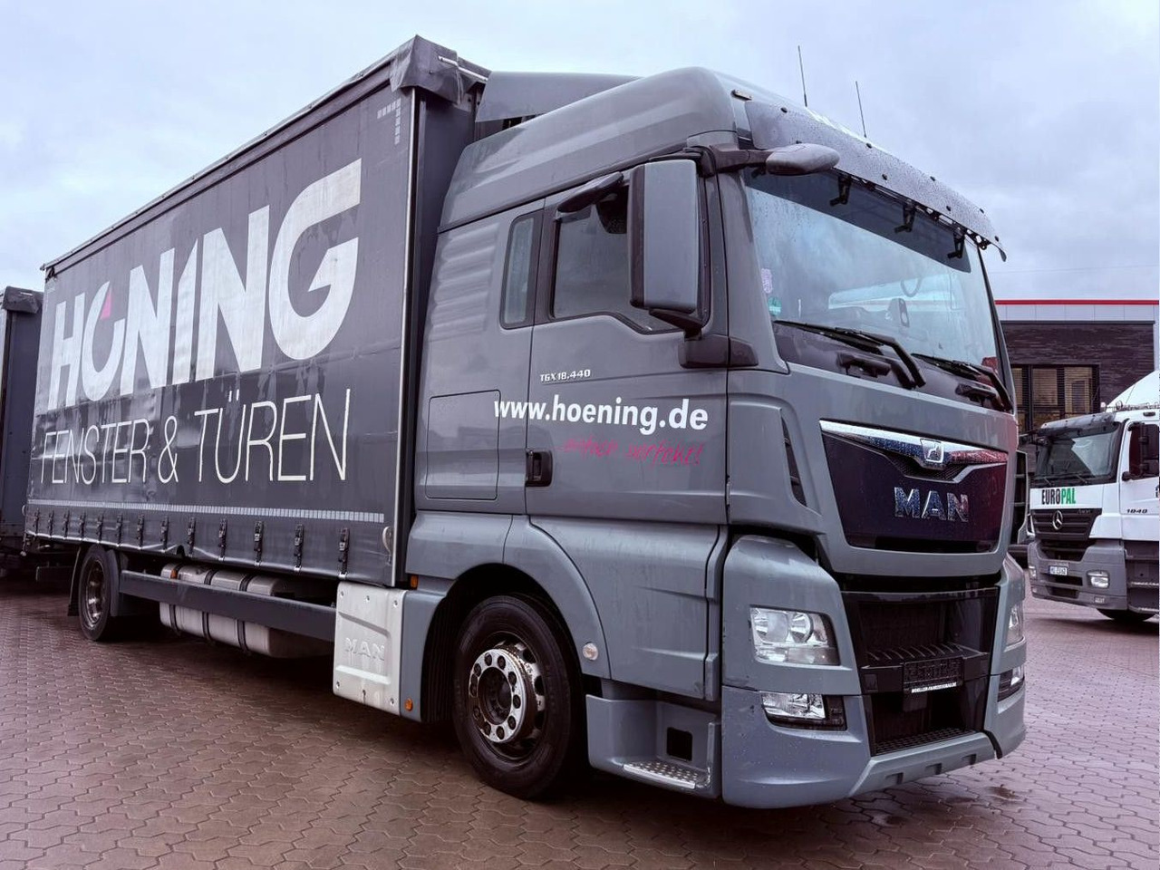 MAN TGX 18.440 LL Volumen LKW mit Staplerhalterung MAN TGX 18.440 LL Volumen LKW mit Staplerhalterung - شاحنة ستارة: صورة 2 MAN TGX 18.440 LL Volumen LKW mit Staplerhalterung MAN TGX 18.440 LL Volumen LKW mit Staplerhalterung - شاحنة ستارة: صورة 2