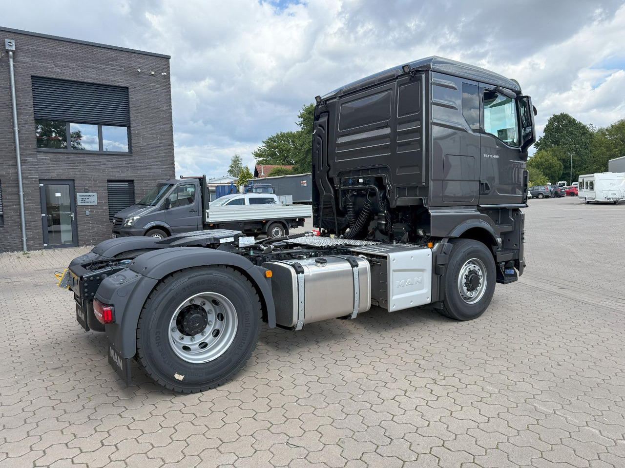 MAN TGX 18.480 4x4H HydroDrive mit Hydraulik - وحدة جر: صورة 3 MAN TGX 18.480 4x4H HydroDrive mit Hydraulik - وحدة جر: صورة 3
