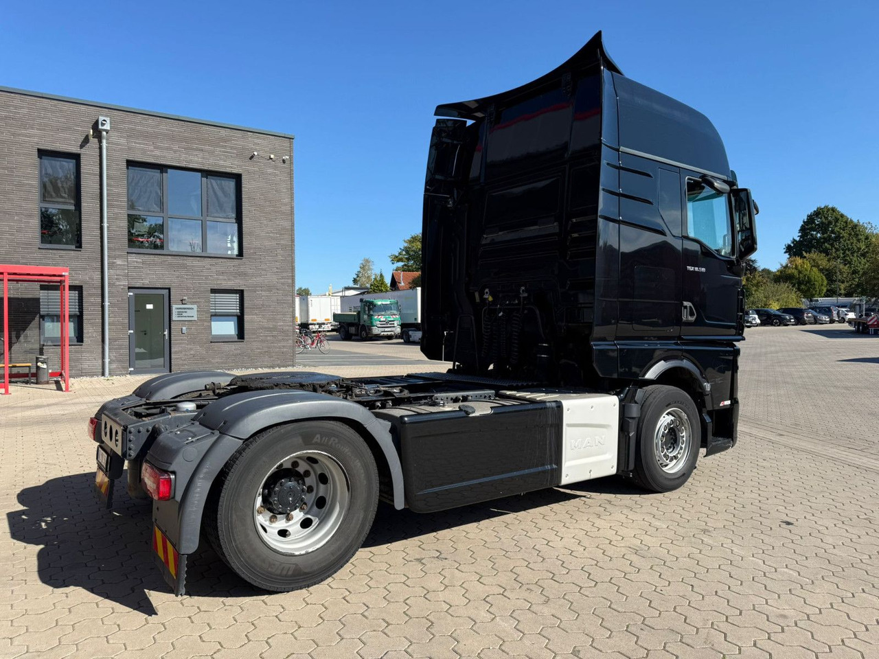 MAN TGX 18.510 Schubboden Hydraulik - وحدة جر: صورة 4 MAN TGX 18.510 Schubboden Hydraulik - وحدة جر: صورة 4