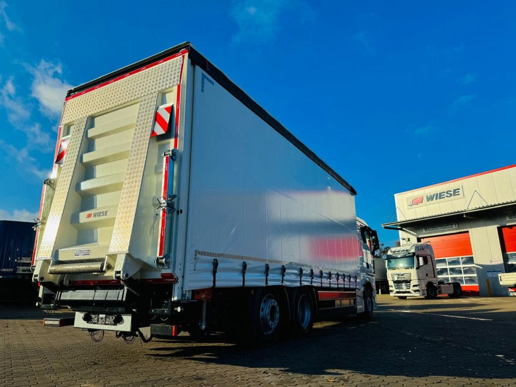MAN TGX 26.440 6x2 LL Schwerlast Ladebordwand/Rampe - شاحنة نقل سيارات شاحنة: صورة 4 MAN TGX 26.440 6x2 LL Schwerlast Ladebordwand/Rampe - شاحنة نقل سيارات شاحنة: صورة 4