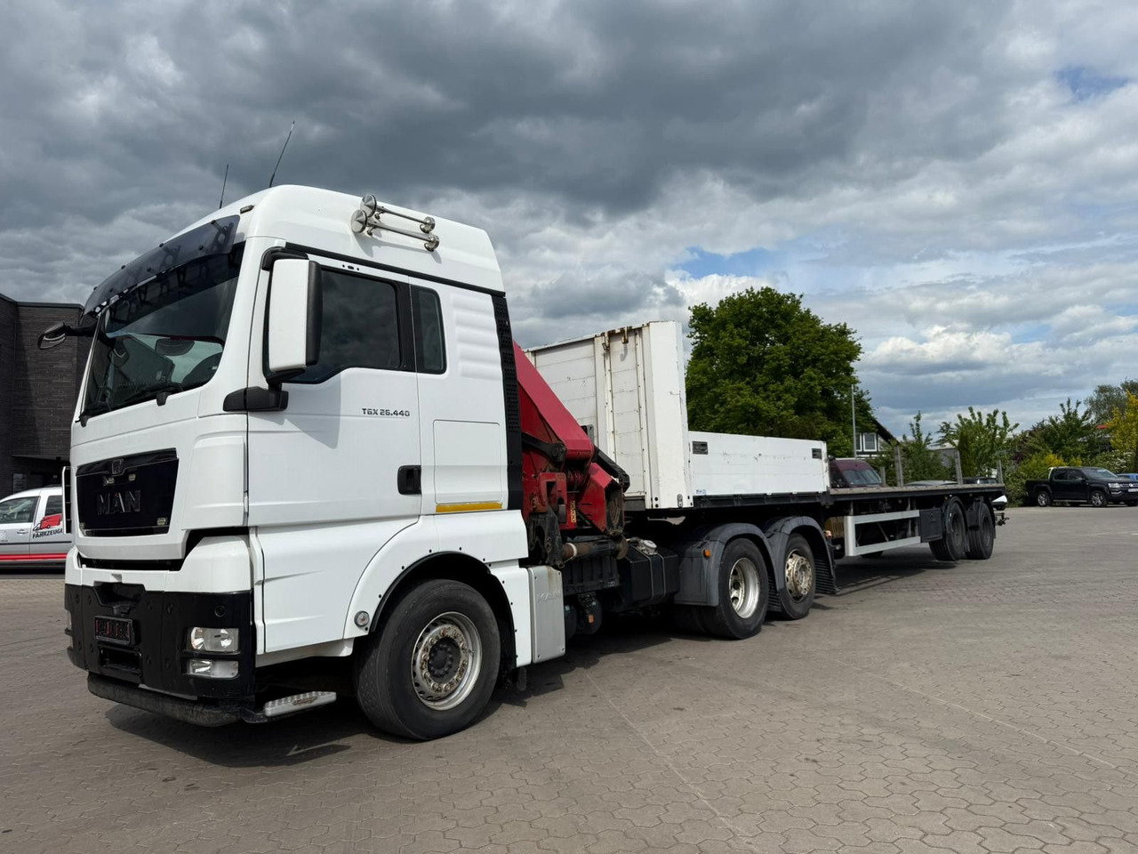 شاحنة كرين MAN TGX 26.440 6x2 mit HMF 3000-5 Kran TÜV NEU: صورة 7