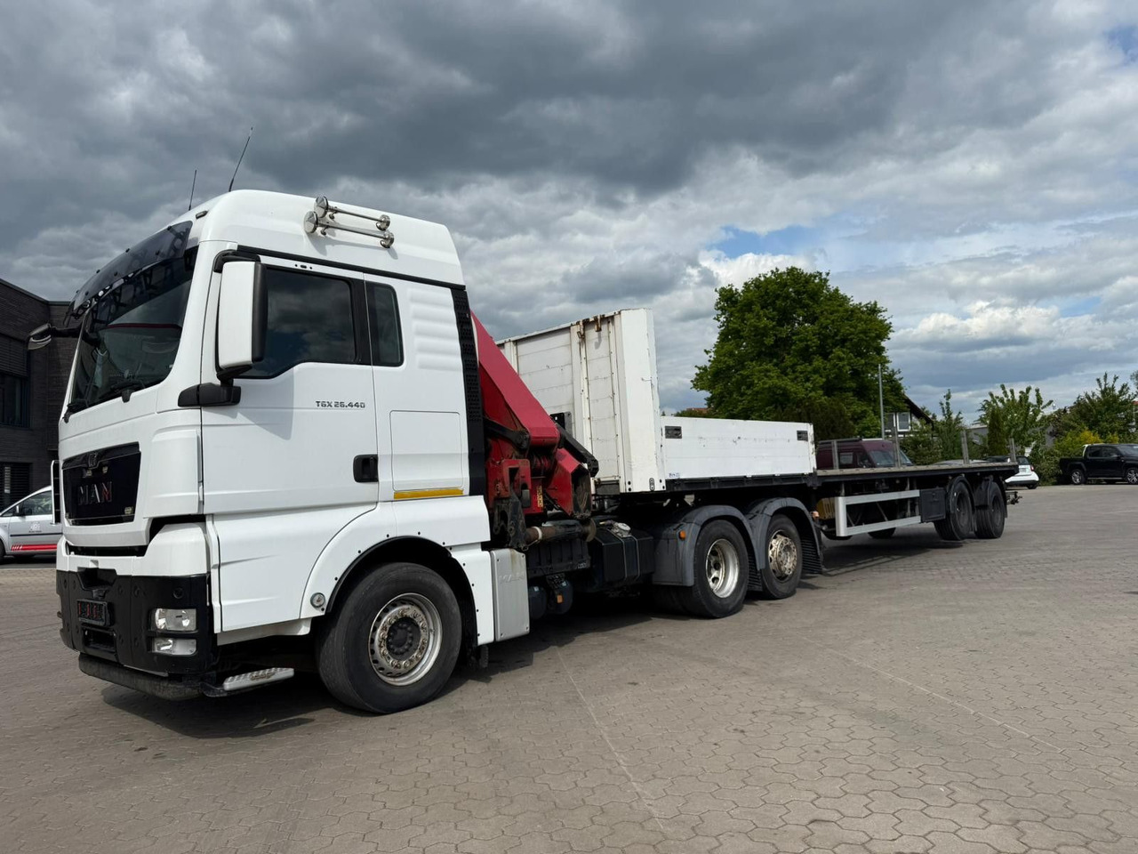 MAN TGX 26.440 6x2 mit HMF 3000-5 Kran - شاحنة كرين: صورة 2 MAN TGX 26.440 6x2 mit HMF 3000-5 Kran - شاحنة كرين: صورة 2