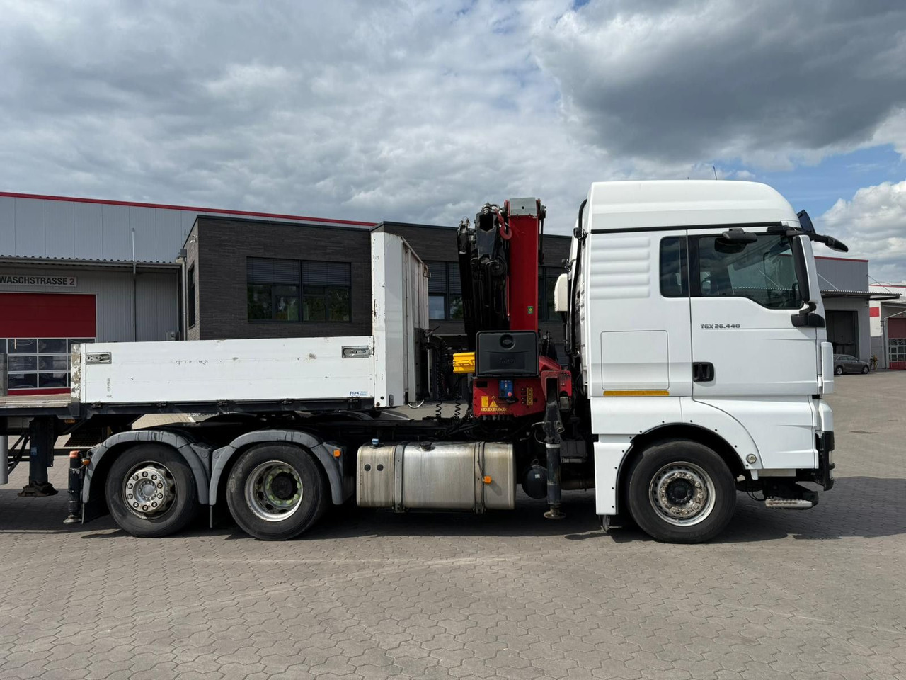 MAN TGX 26.440 6x2 mit HMF 3000-5 Kran - شاحنة كرين: صورة 3 MAN TGX 26.440 6x2 mit HMF 3000-5 Kran - شاحنة كرين: صورة 3