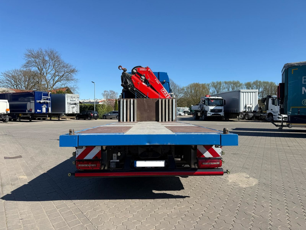 MAN TGX 26.640 mit Fassi F365A2.26 Containerpritsche - شاحنات مسطحة, شاحنة كرين: صورة 5 MAN TGX 26.640 mit Fassi F365A2.26 Containerpritsche - شاحنات مسطحة, شاحنة كرين: صورة 5