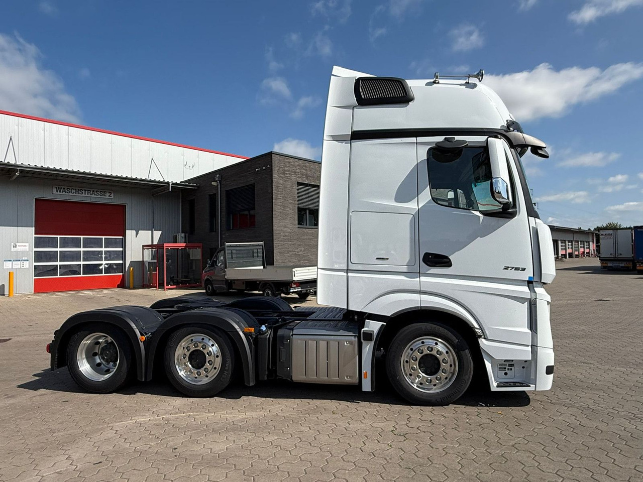 Mercedes-Benz Actros 2753 GigaSpace L 6x2 Lowliner TrendLine - وحدة جر: صورة 3 Mercedes-Benz Actros 2753 GigaSpace L 6x2 Lowliner TrendLine - وحدة جر: صورة 3