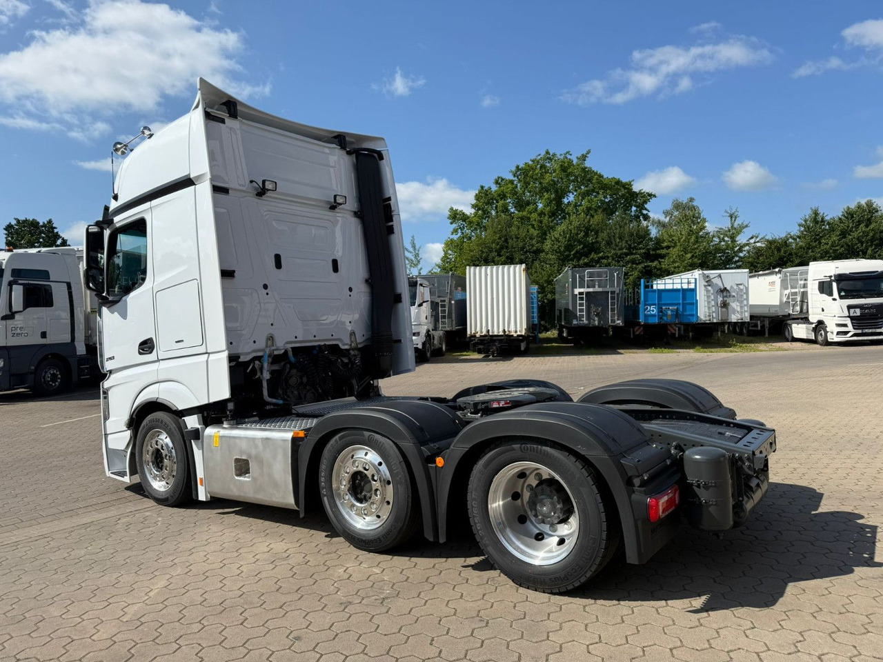 Mercedes-Benz Actros 2753 GigaSpace L 6x2 Lowliner TrendLine - وحدة جر: صورة 4 Mercedes-Benz Actros 2753 GigaSpace L 6x2 Lowliner TrendLine - وحدة جر: صورة 4
