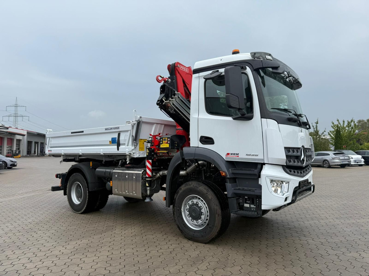 Mercedes-Benz Arocs 1835 4x4 Allrad Fassi F135 Kran Kipper - شاحنة قلاب, شاحنة كرين: صورة 2 Mercedes-Benz Arocs 1835 4x4 Allrad Fassi F135 Kran Kipper - شاحنة قلاب, شاحنة كرين: صورة 2