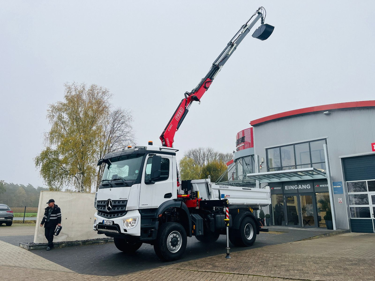 Mercedes-Benz Arocs 1835 4x4 Meiller Fassi F135 Kran Kipper - شاحنة قلاب, شاحنة كرين: صورة 3 Mercedes-Benz Arocs 1835 4x4 Meiller Fassi F135 Kran Kipper - شاحنة قلاب, شاحنة كرين: صورة 3