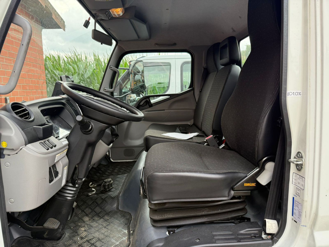 Mitsubishi Fuso Canter 7C18 Arbeitsbühnentransporter - شاحنة سحب: صورة 2 Mitsubishi Fuso Canter 7C18 Arbeitsbühnentransporter - شاحنة سحب: صورة 2