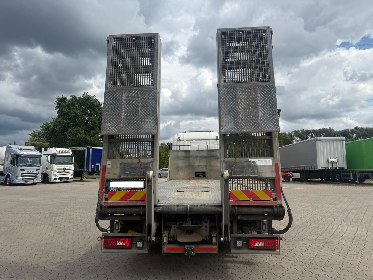 Scania G450 Baumaschinentransporter mit Rampen - شاحنة سحب: صورة 5 Scania G450 Baumaschinentransporter mit Rampen - شاحنة سحب: صورة 5