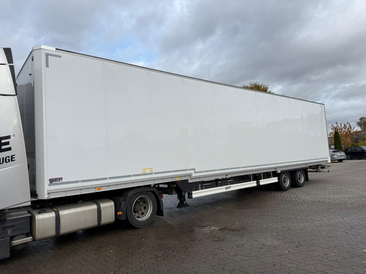 Talson TGG TAL 12/18 Mega Kofferauflieger Kleidung 99m³ - نصف مقطورة صندوق مغلق: صورة 3 Talson TGG TAL 12/18 Mega Kofferauflieger Kleidung 99m³ - نصف مقطورة صندوق مغلق: صورة 3