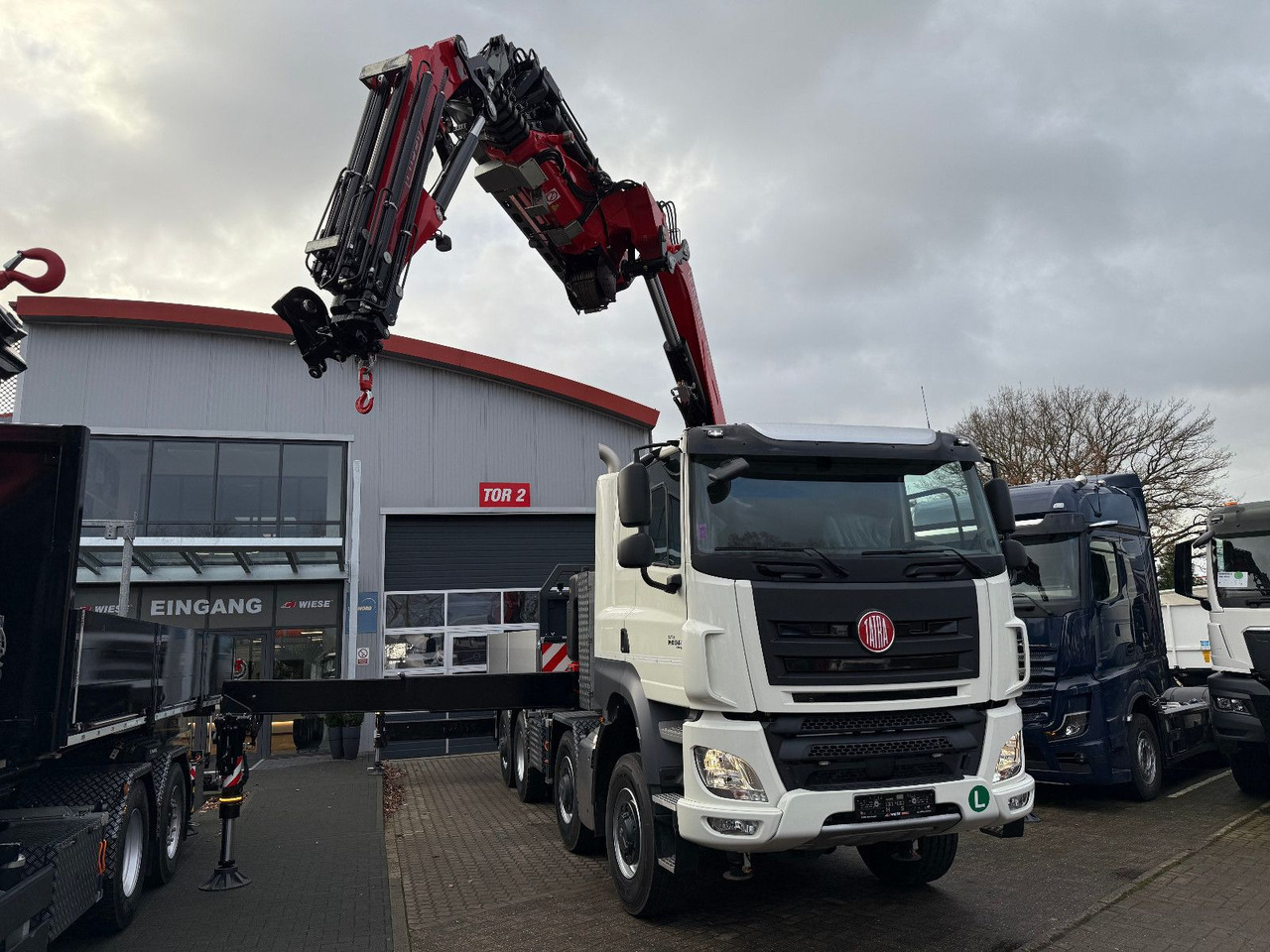 شاحنات مسطحة, شاحنة كرين Tatra 41.500 8x8 Phoenix Fassi F710 Kran: صورة 13