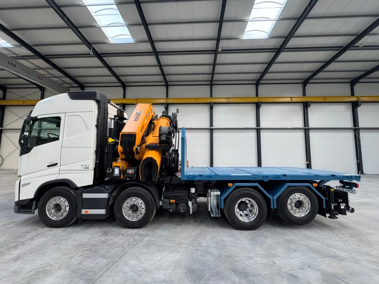 Volvo FH 540 8x2 EFFER Kran Sattelzugmaschine - شاحنة كرين: صورة 3 Volvo FH 540 8x2 EFFER Kran Sattelzugmaschine - شاحنة كرين: صورة 3