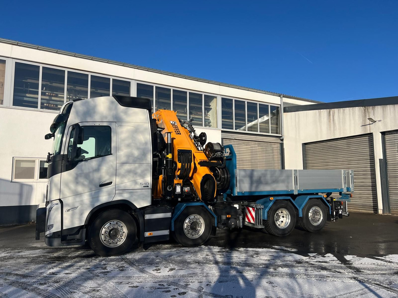 Volvo FH 540 8x2 EFFER Kran Sattelzugmaschine - شاحنة كرين: صورة 5 Volvo FH 540 8x2 EFFER Kran Sattelzugmaschine - شاحنة كرين: صورة 5