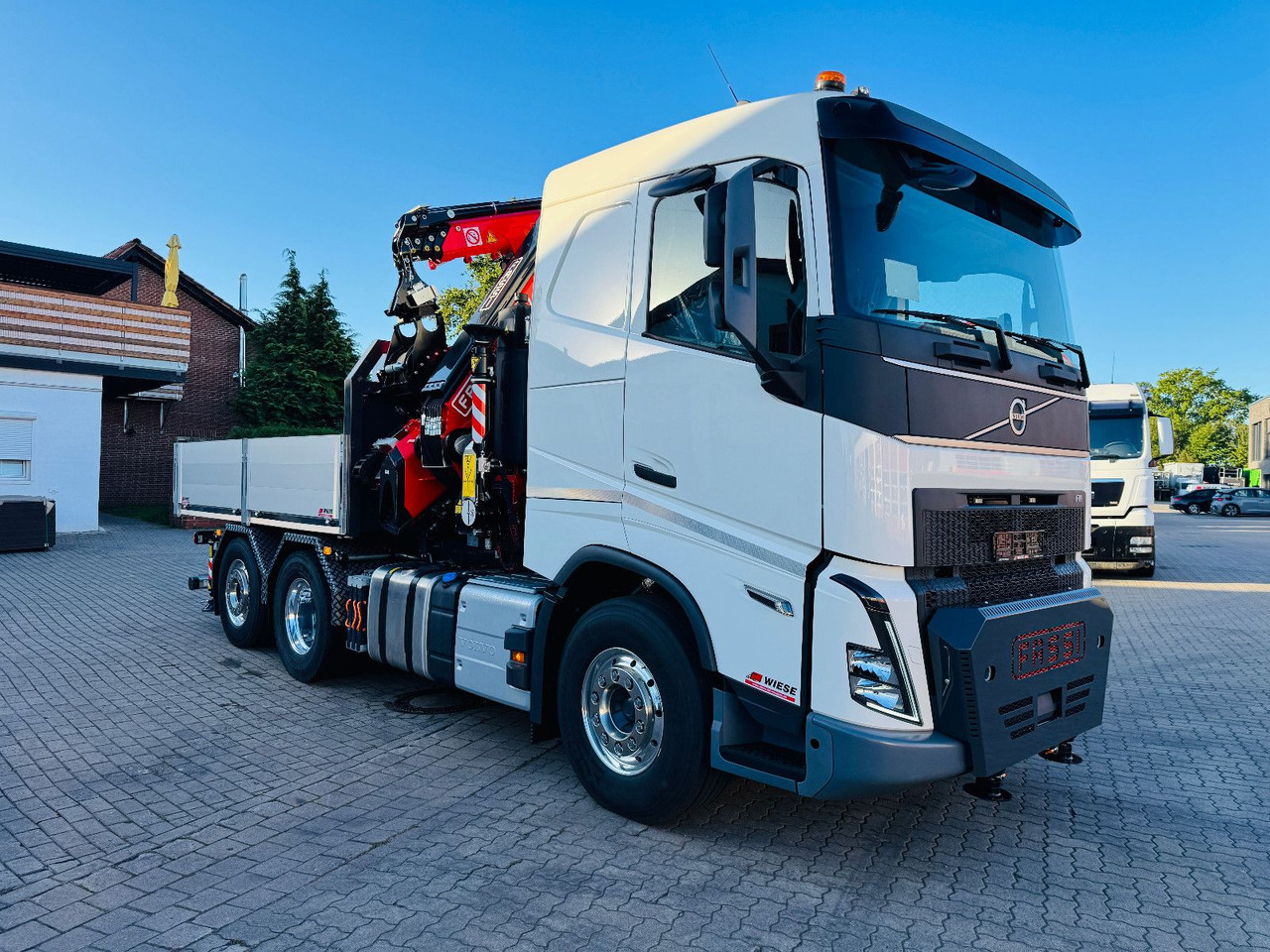 Volvo FH500 6x2 mit Fassi F545 2.27 JIB Winde so - وحدة جر: صورة 1 Volvo FH500 6x2 mit Fassi F545 2.27 JIB Winde so - وحدة جر: صورة 1