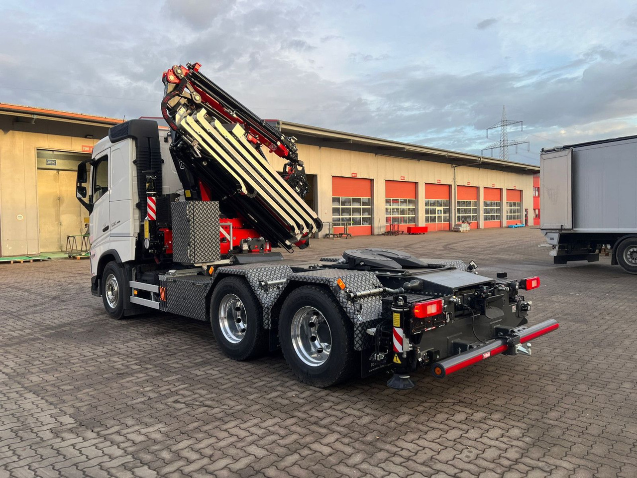 Volvo FH500 6x2 mit Fassi F545 2.27 JIB Winde sofort - شاحنة كرين: صورة 4 Volvo FH500 6x2 mit Fassi F545 2.27 JIB Winde sofort - شاحنة كرين: صورة 4