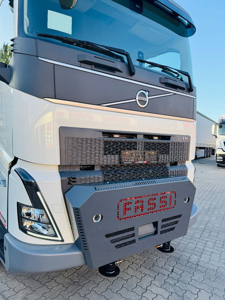 Volvo FH500 6x2 mit Fassi F545 Kran JIB Winde so - وحدة جر: صورة 2 Volvo FH500 6x2 mit Fassi F545 Kran JIB Winde so - وحدة جر: صورة 2
