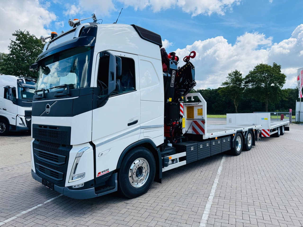 Volvo FH540 6x2 Containerpritsche mit F545RA.2.26 - شاحنات مسطحة, شاحنة كرين: صورة 2 Volvo FH540 6x2 Containerpritsche mit F545RA.2.26 - شاحنات مسطحة, شاحنة كرين: صورة 2