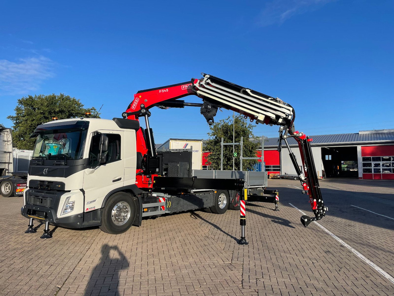 Volvo FMX 500 FASSI Ladekran F545 JIB & Winde Sofort - شاحنة كرين: صورة 2 Volvo FMX 500 FASSI Ladekran F545 JIB & Winde Sofort - شاحنة كرين: صورة 2