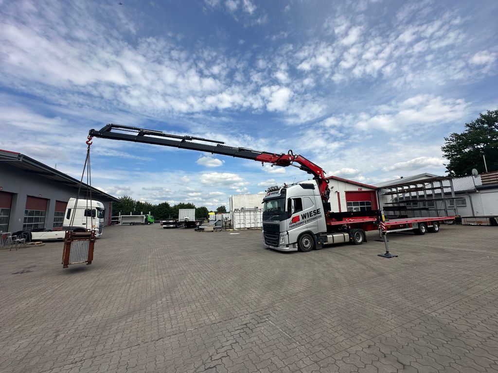 Wiese Stufensattel Tieflader mit Kran Fassi F545 - عربة منخفضة مسطحة نصف مقطورة: صورة 1 Wiese Stufensattel Tieflader mit Kran Fassi F545 - عربة منخفضة مسطحة نصف مقطورة: صورة 1
