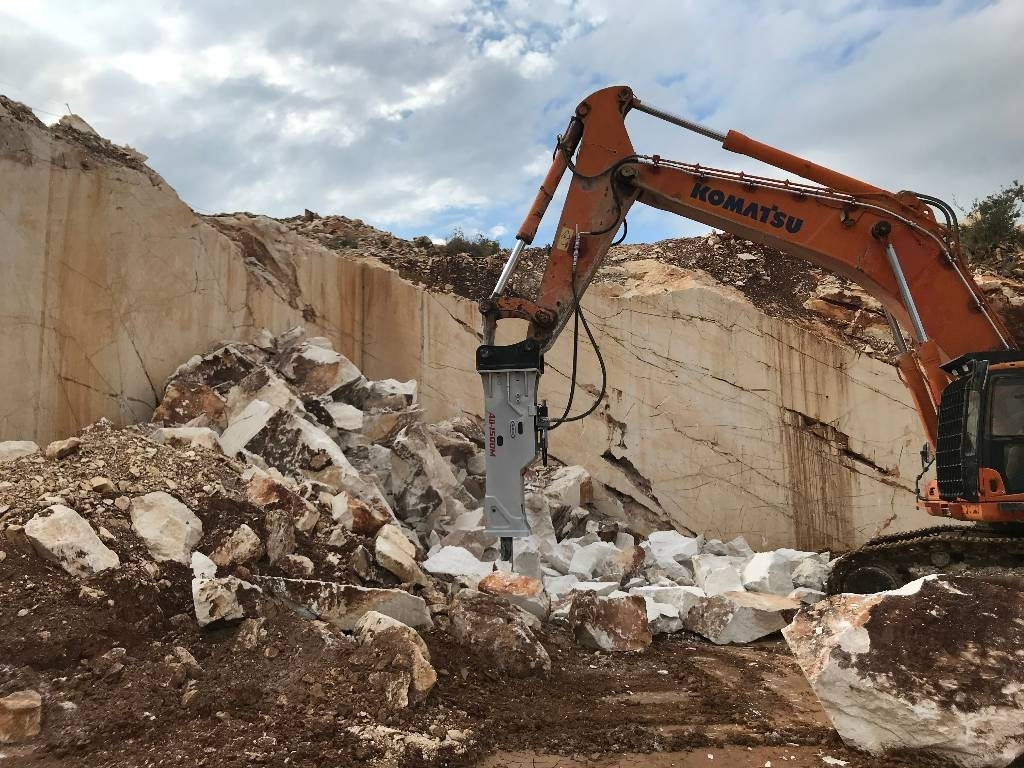 AJCE AB1500M 4400kg HAMMER/ ROCKBREAKER - مطرقة هيدروليكية - آلات البناء: صورة 5 AJCE AB1500M 4400kg HAMMER/ ROCKBREAKER - مطرقة هيدروليكية - آلات البناء: صورة 5