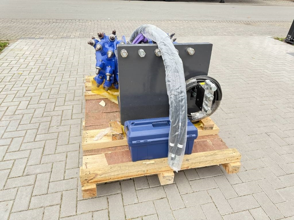 AJCE ADC20 DRUM CUTTER ROCKWHEEL Rockgrinder, Grinder - مقص الهدم: صورة 4 AJCE ADC20 DRUM CUTTER ROCKWHEEL Rockgrinder, Grinder - مقص الهدم: صورة 4