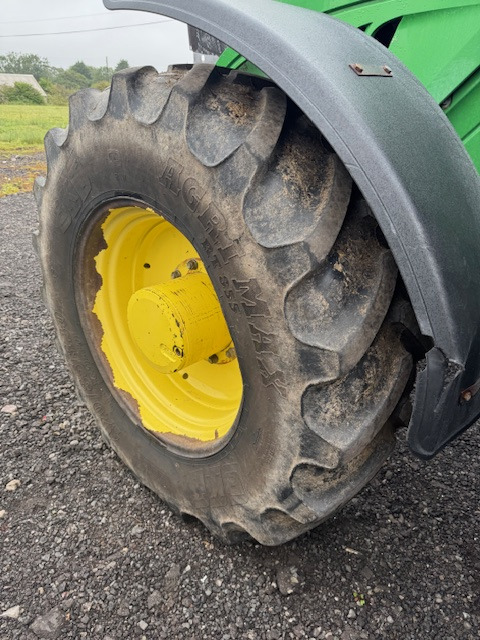 JOHN DEERE 6210R - جرار: صورة 3 JOHN DEERE 6210R - جرار: صورة 3