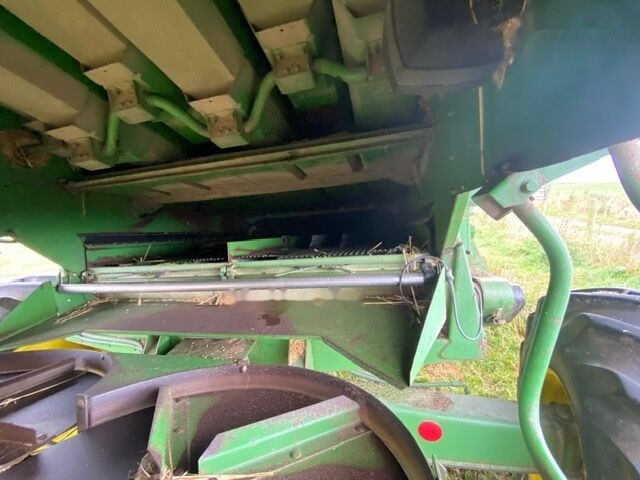 John Deere 2266 - حصادة موحَّدة: صورة 2 John Deere 2266 - حصادة موحَّدة: صورة 2