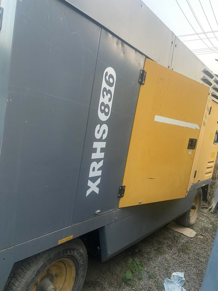 Atlas Copco XRHS836 - برج الحفر: صورة 2 Atlas Copco XRHS836 - برج الحفر: صورة 2