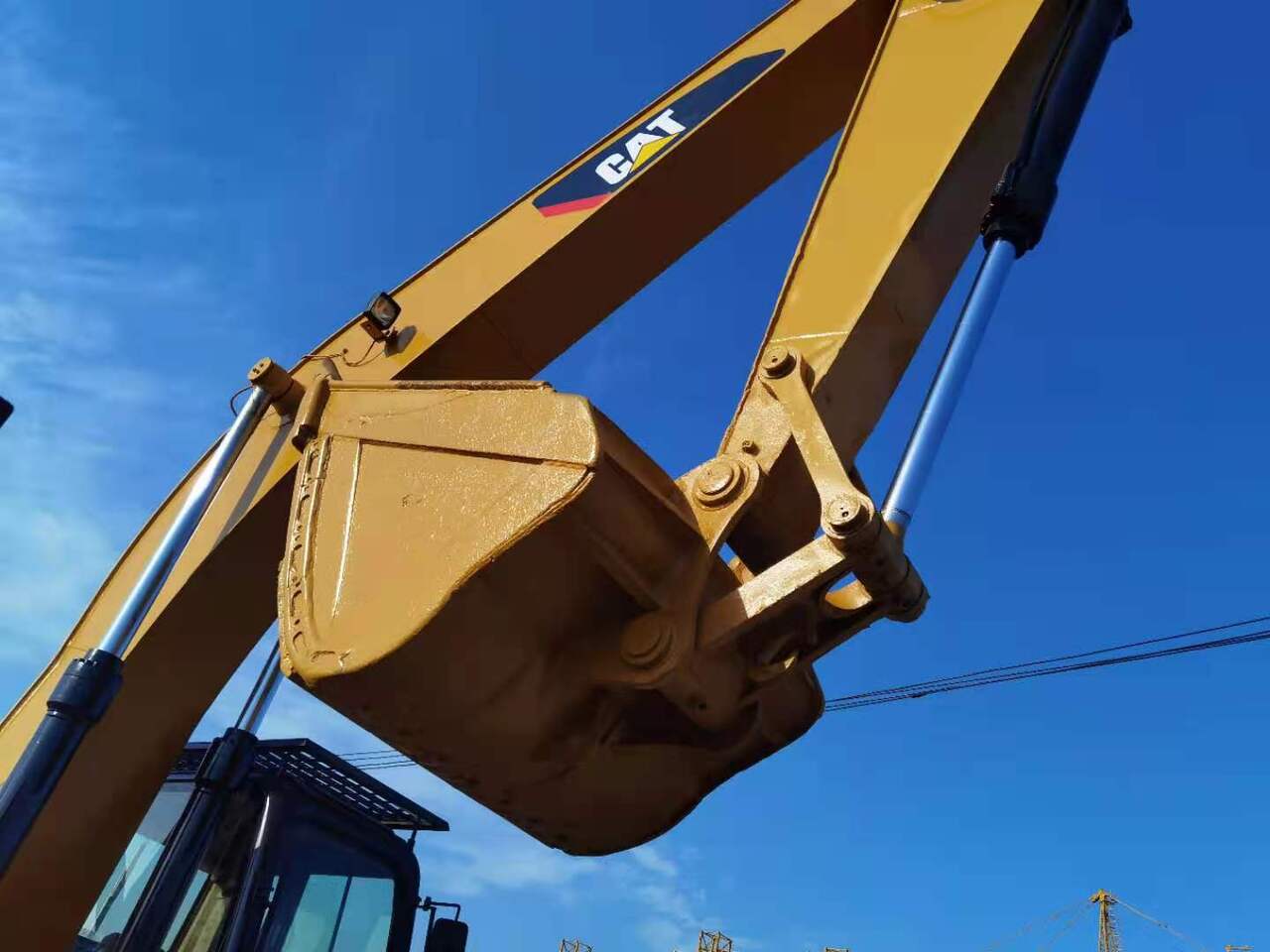 CATERPILLAR 330D - حفار زحاف: صورة 4 CATERPILLAR 330D - حفار زحاف: صورة 4