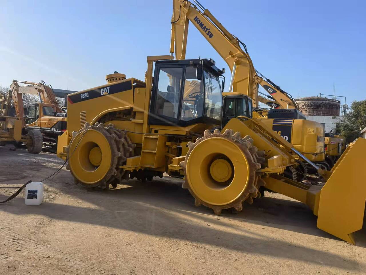 CATERPILLAR 862G - اللودر المجنزر صغير: صورة 2 CATERPILLAR 862G - اللودر المجنزر صغير: صورة 2