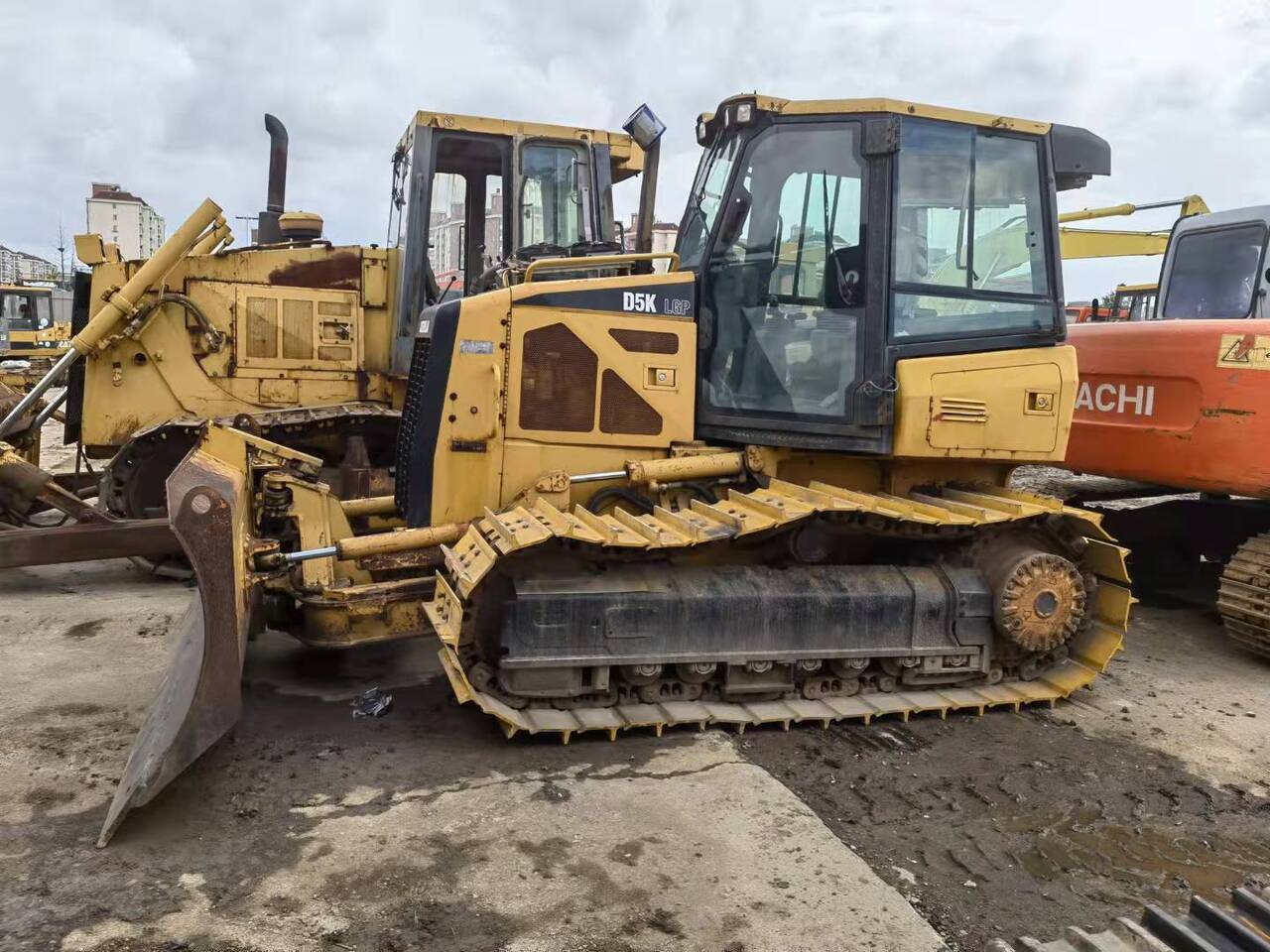 CATERPILLAR D5K - جرافة: صورة 1 CATERPILLAR D5K - جرافة: صورة 1