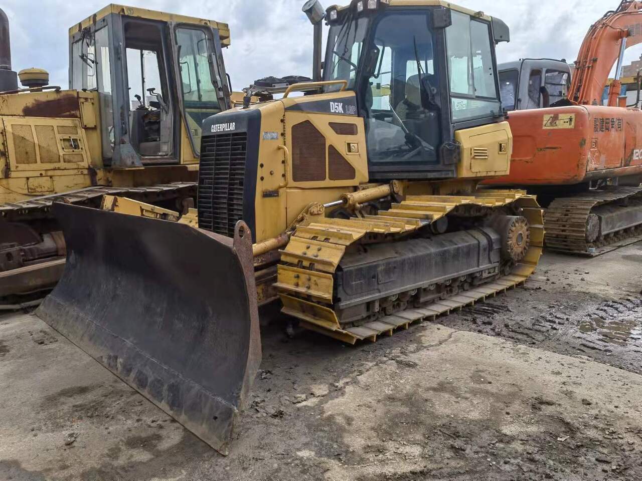 CATERPILLAR D5K - جرافة: صورة 5 CATERPILLAR D5K - جرافة: صورة 5