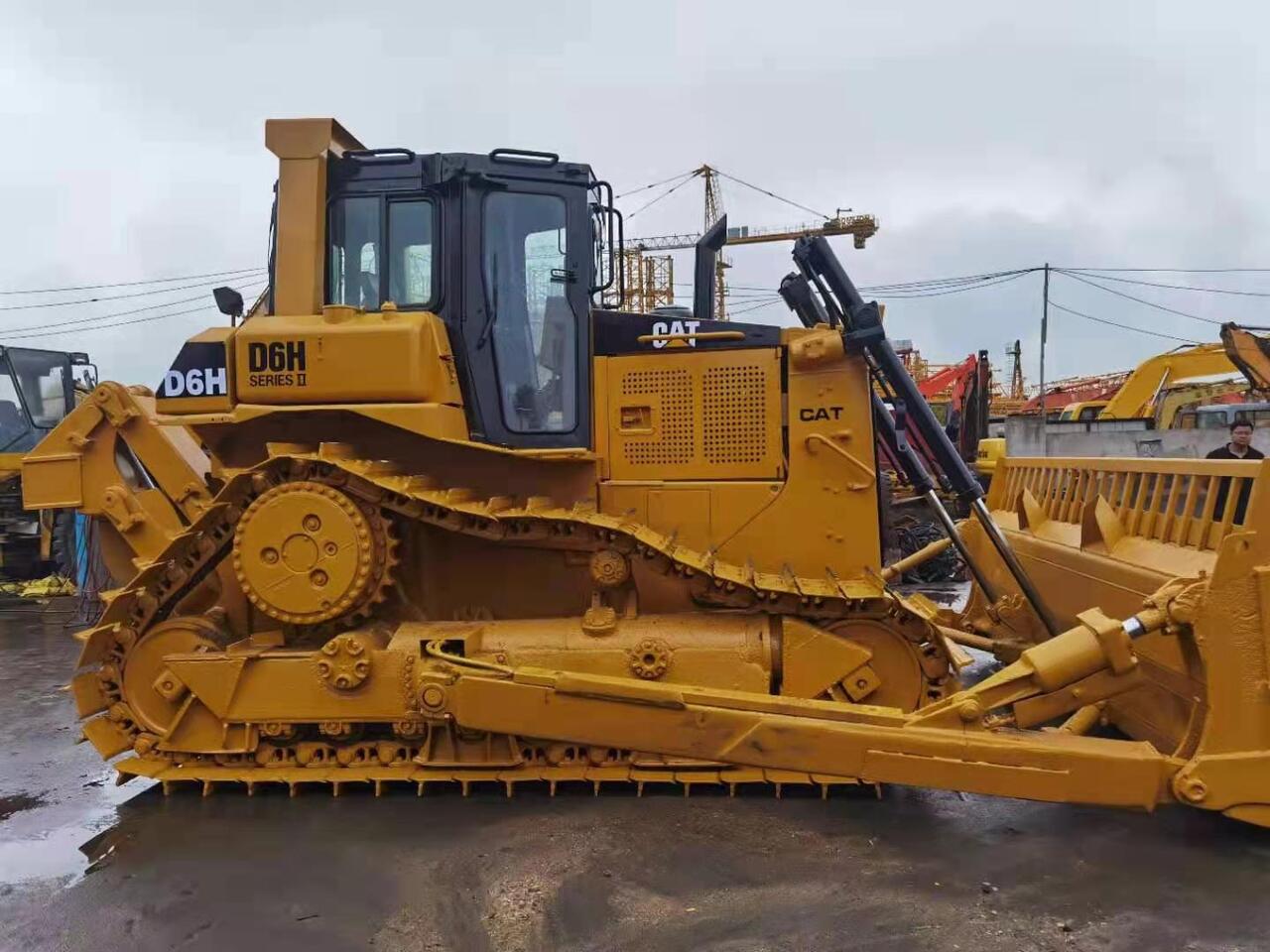 CATERPILLAR D6H - جرافة: صورة 5 CATERPILLAR D6H - جرافة: صورة 5