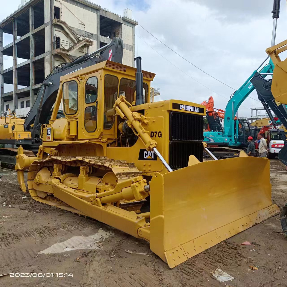 CATERPILLAR D7G - جرافة: صورة 1 CATERPILLAR D7G - جرافة: صورة 1
