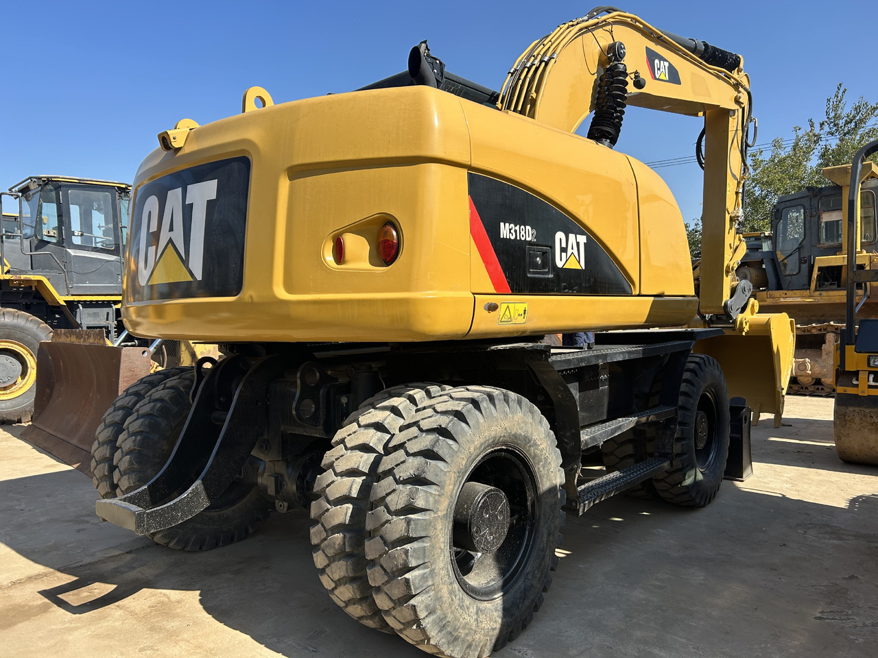CATERPILLAR M318 - حفارة دولاب: صورة 2 CATERPILLAR M318 - حفارة دولاب: صورة 2