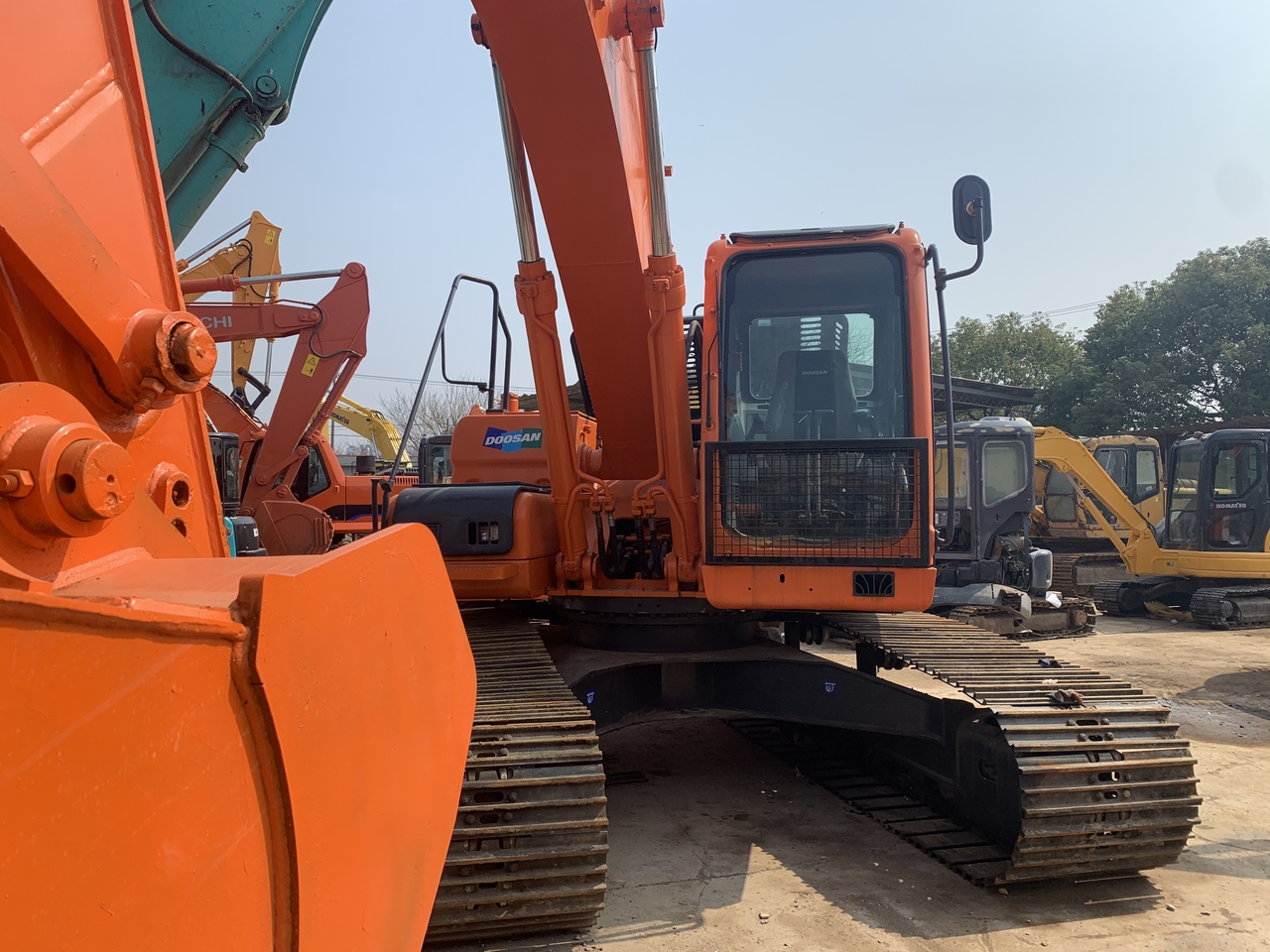DOOSAN DX225LC-excavator - حفار زحاف: صورة 4 DOOSAN DX225LC-excavator - حفار زحاف: صورة 4