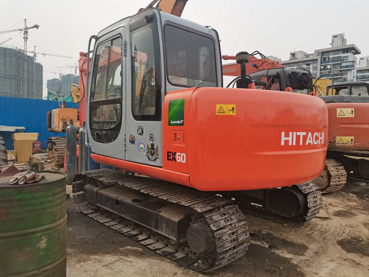 HITACHI EX60 - حفار زحاف: صورة 1 HITACHI EX60 - حفار زحاف: صورة 1