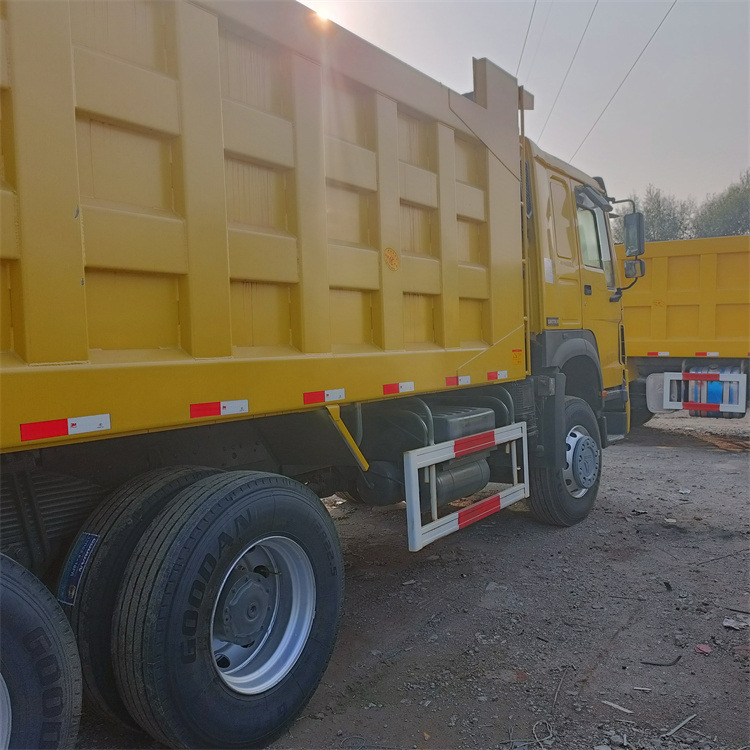 شاحنة قلاب HOWO HOWO 6x4-375 truck tippers: صورة 8