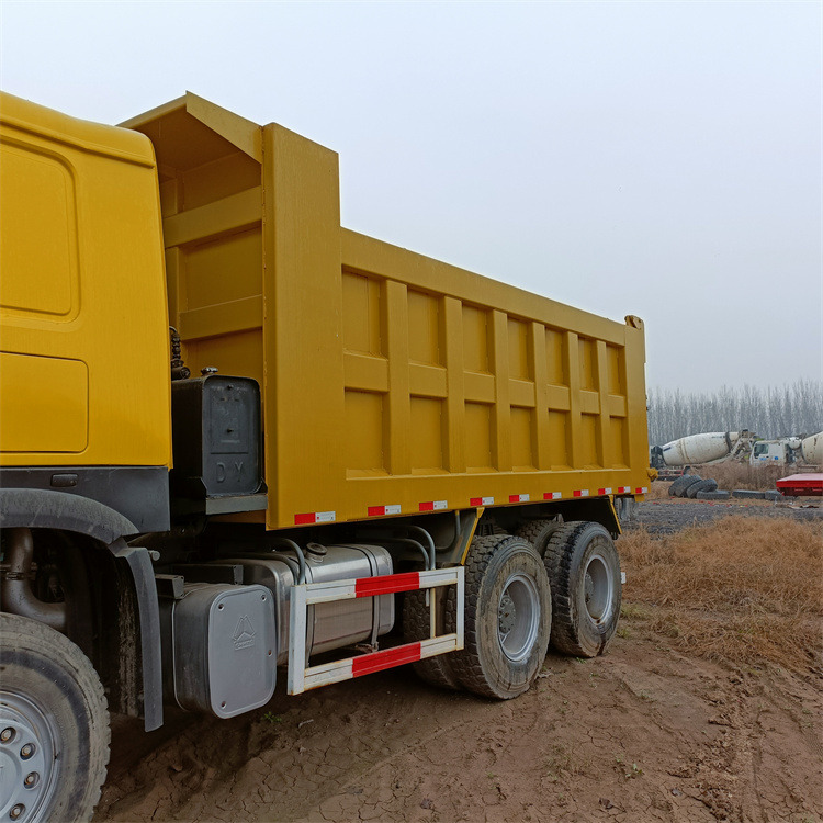 شاحنة قلاب HOWO HOWO 6x4-375 truck tippers: صورة 14