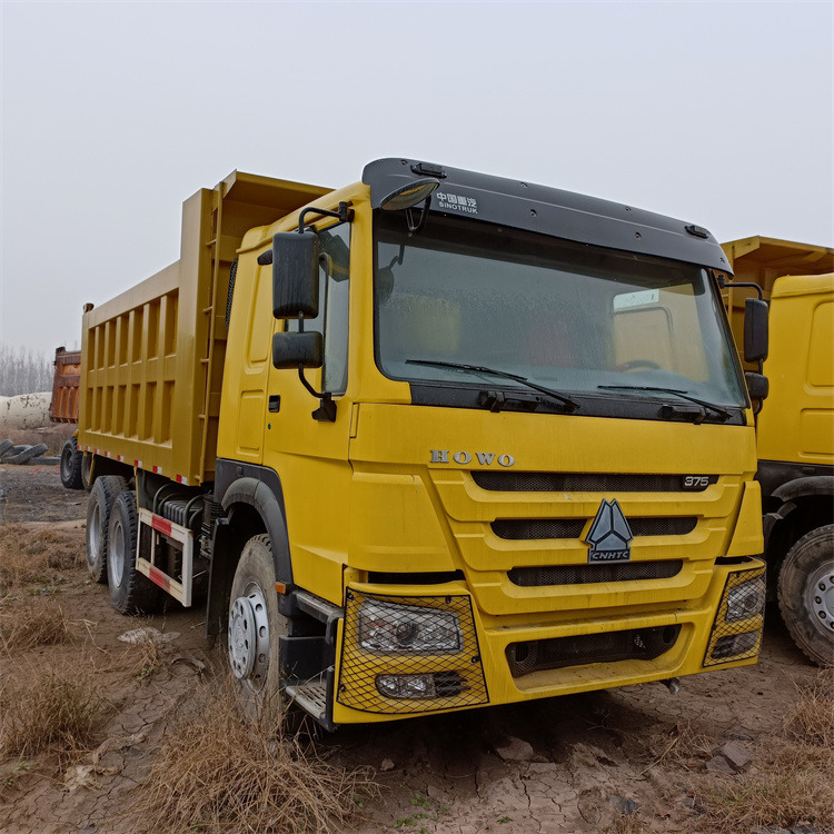 شاحنة قلاب HOWO HOWO 6x4-375 truck tippers: صورة 10