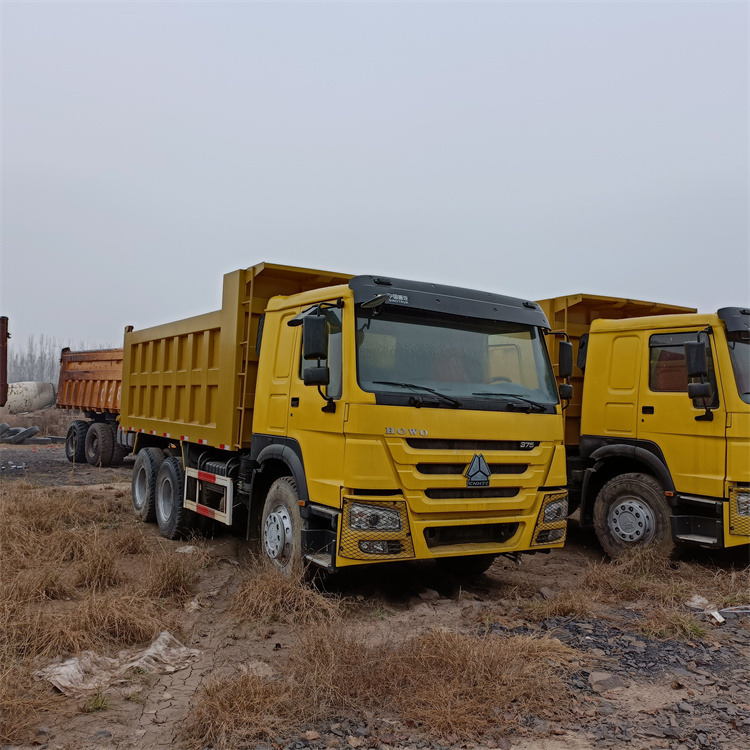 شاحنة قلاب HOWO HOWO 6x4-375 truck tippers: صورة 9