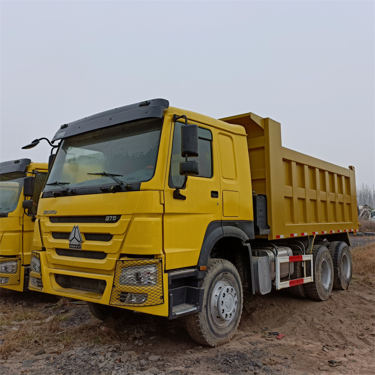 شاحنة قلاب HOWO HOWO 6x4-375 truck tippers: صورة 12