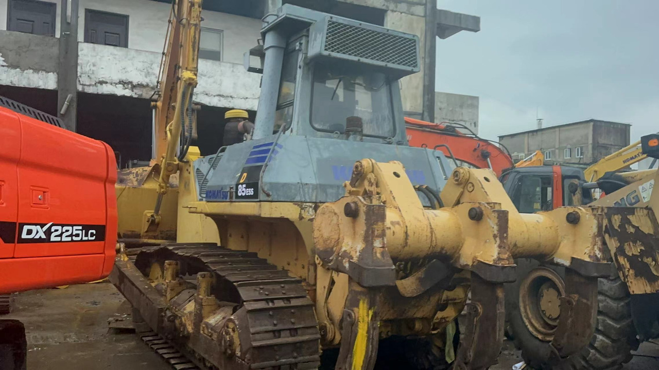 KOMATSU D85 - جرافة: صورة 1 KOMATSU D85 - جرافة: صورة 1