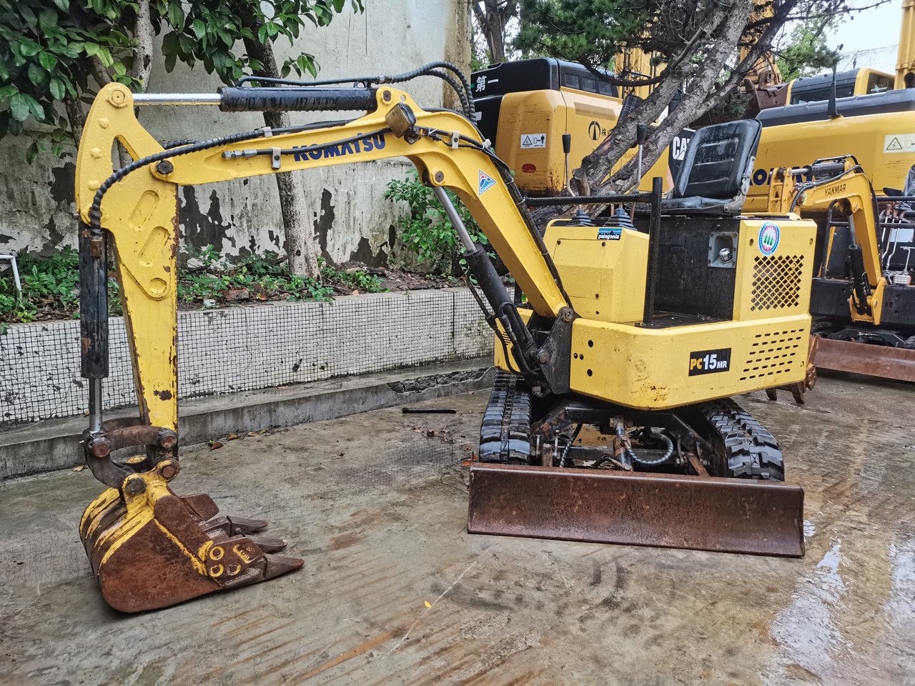 KOMATSU PC15MR - حفارة مُصَّغرة: صورة 2 KOMATSU PC15MR - حفارة مُصَّغرة: صورة 2