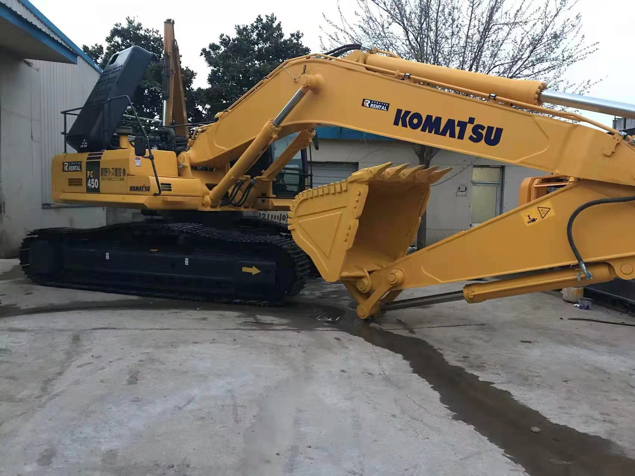 KOMATSU PC450-7-excavator - حفار زحاف: صورة 1 KOMATSU PC450-7-excavator - حفار زحاف: صورة 1
