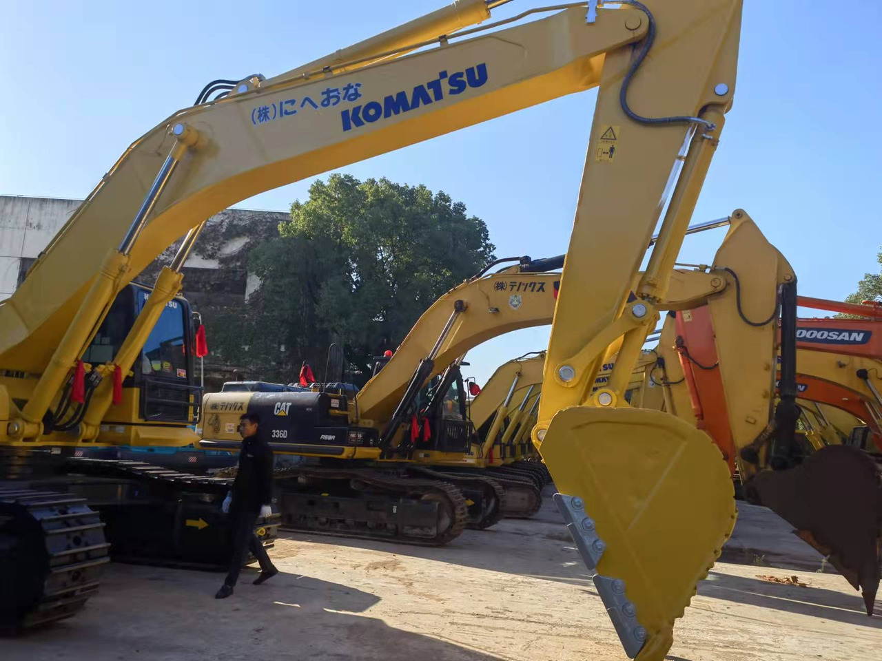 KOMATSU PC450-8-excavator - حفار زحاف: صورة 4 KOMATSU PC450-8-excavator - حفار زحاف: صورة 4